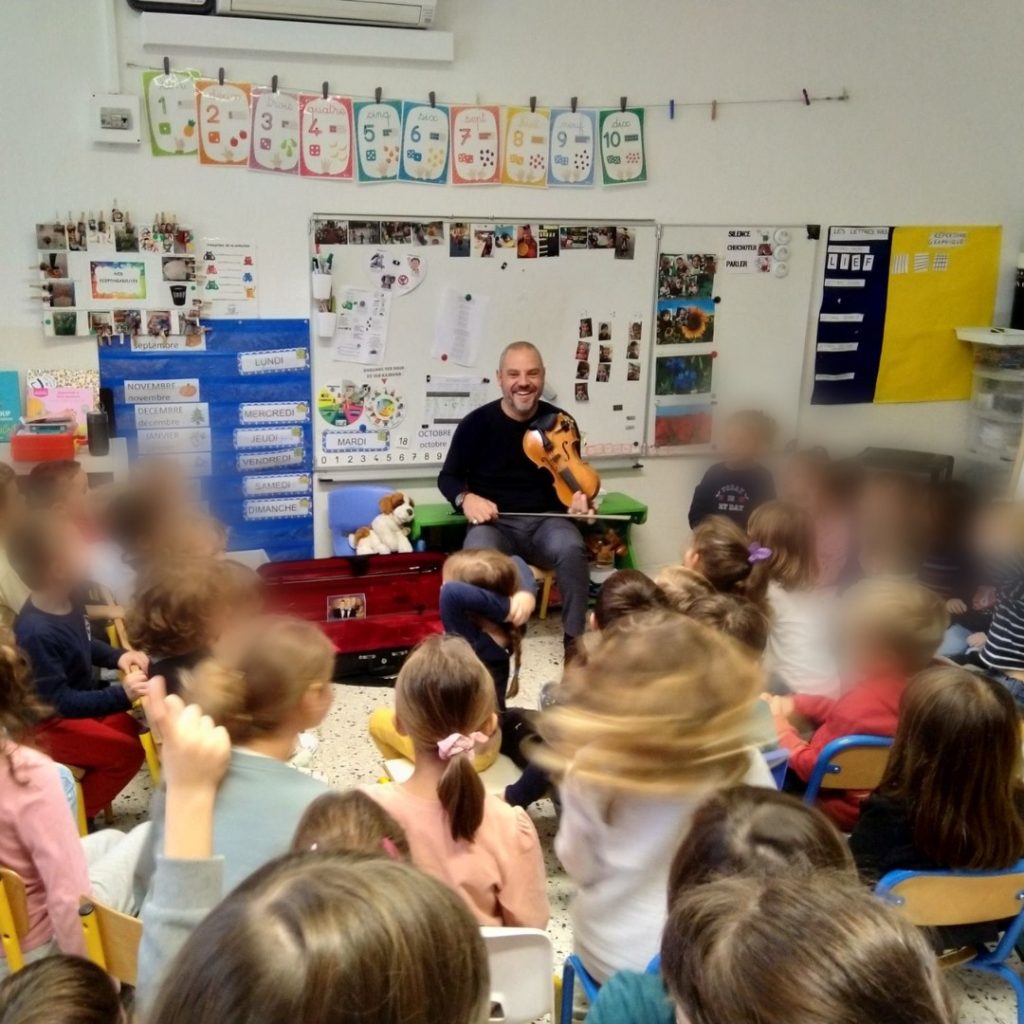 financer l'intervention de l'Ecole Intercommunale Musique en Pays de Pézenas